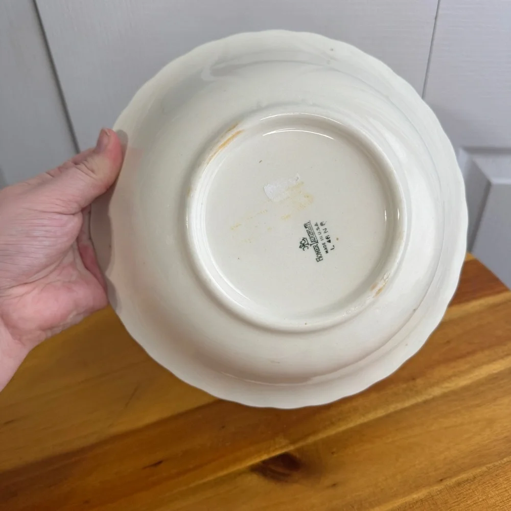 Home Laughlin Pennsylvania shape swirl bowl‎